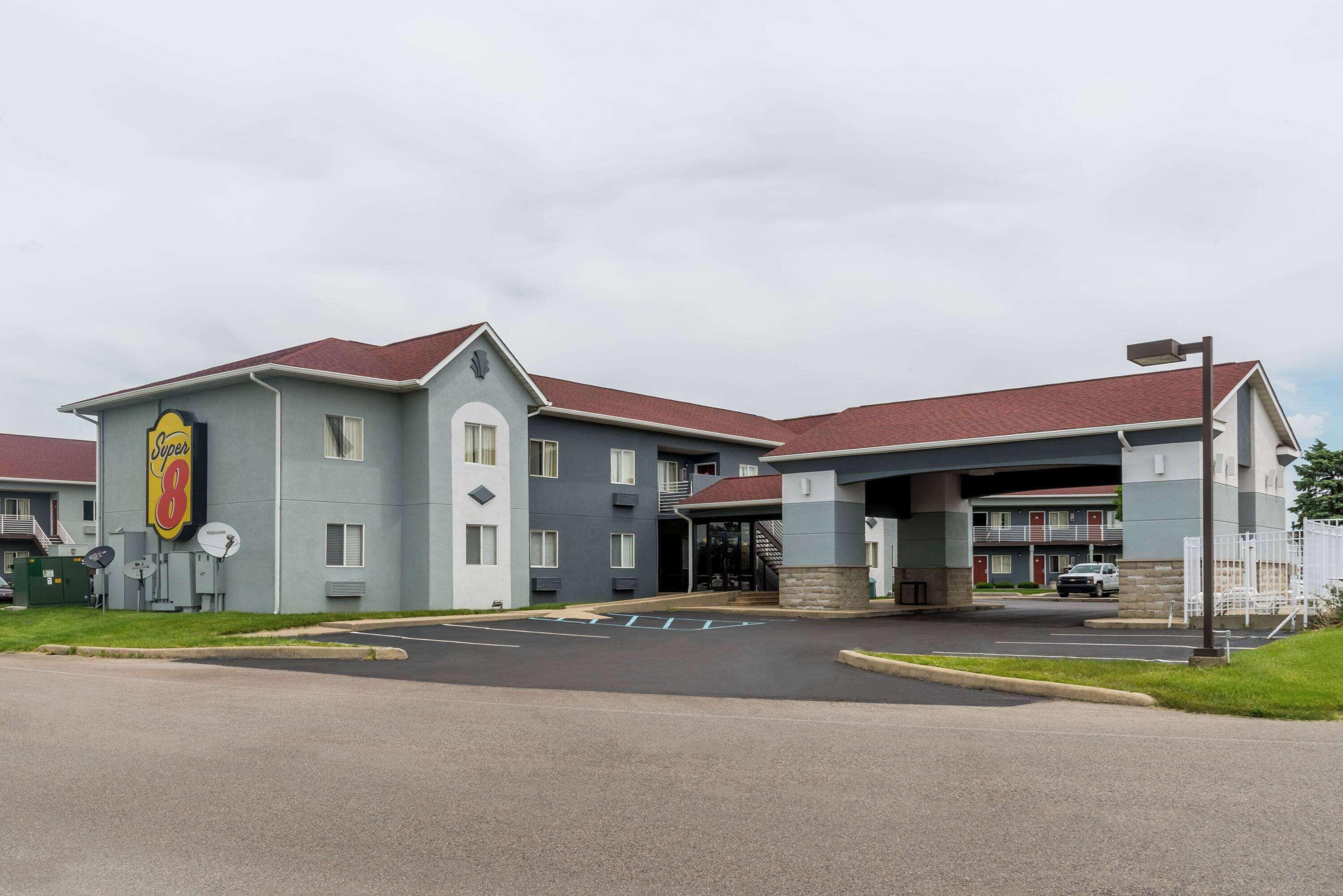 4 Budget Hotels Near Northview Shopping Center Worth Booking