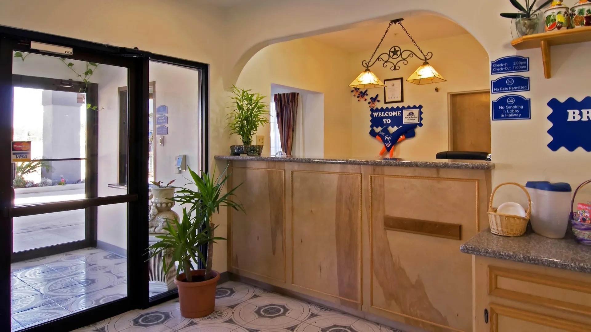 Where to Stay Near Smokey Jasper Park: 5 Airport Hotels in Humble