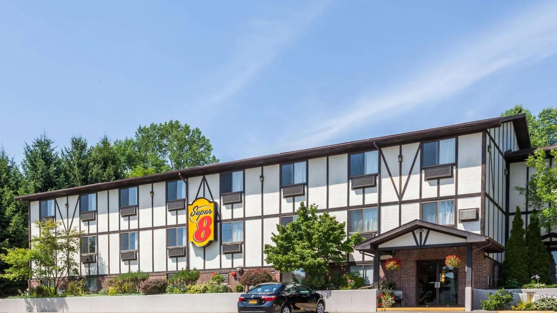 7 Super 8 By Wyndham Hotels Across The Appalachian Mountains